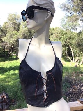 ✨VINTAGE RARE LEATHER Black Lace-Up Halter Crop Top